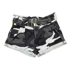 High-Waisted Camo Shorts Women Medium